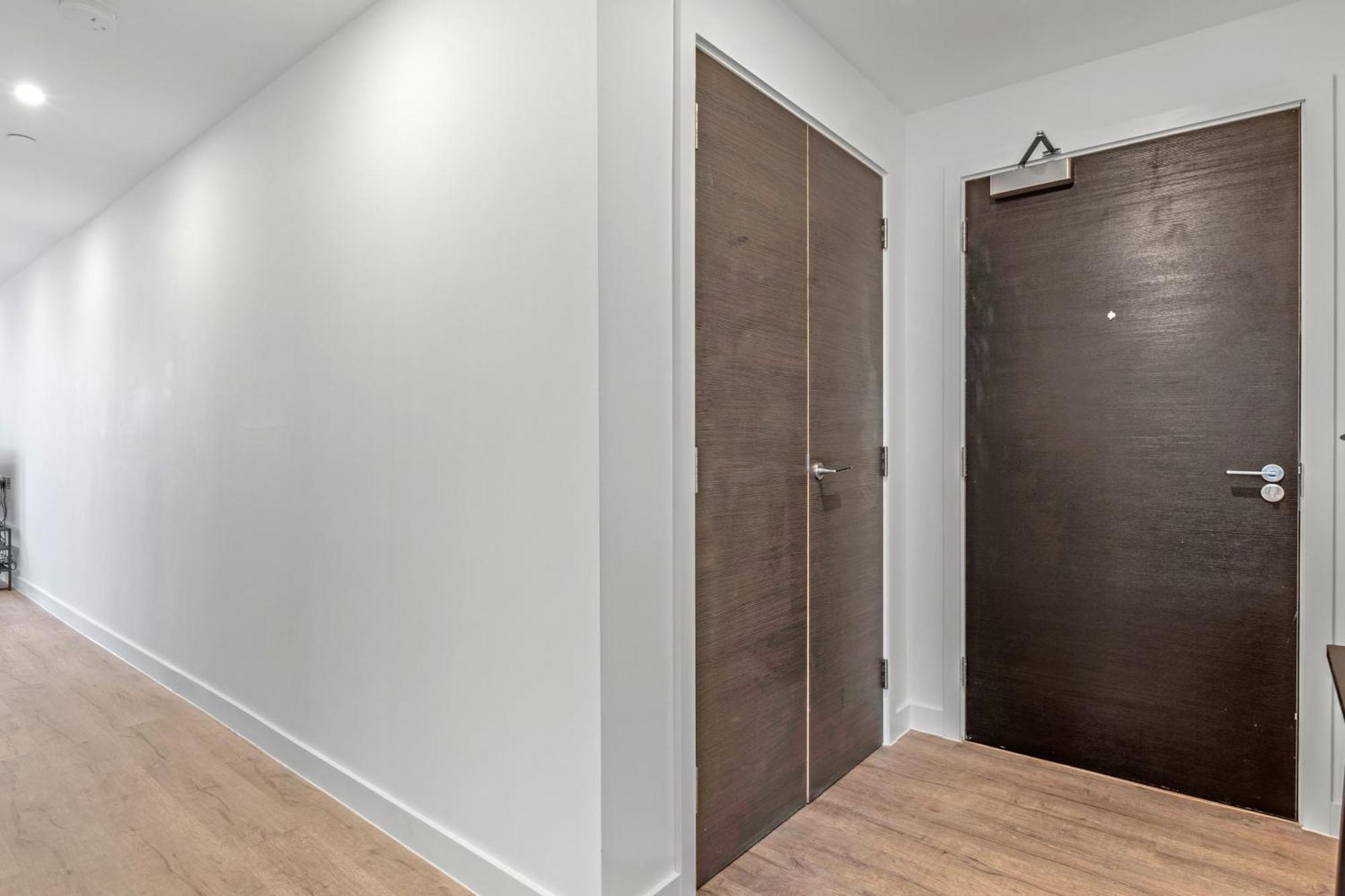 Apartment 47 With Free Secure Parking And Onsite Gym York Exteriör bild
